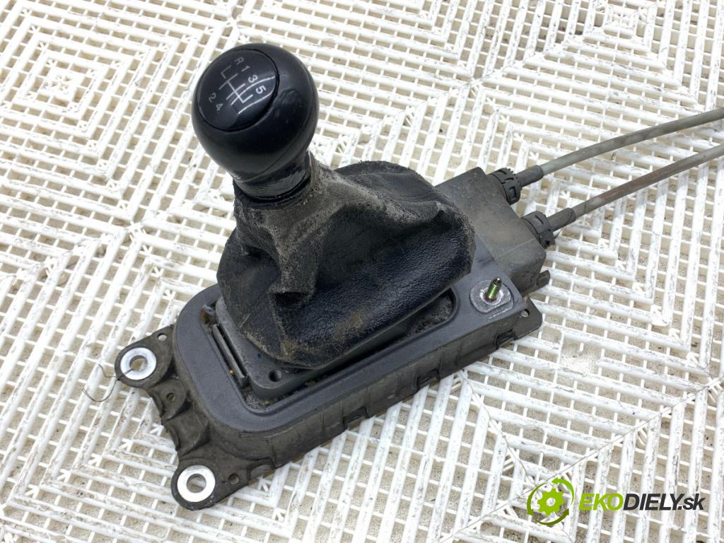 SEAT LEON I liftback 2000 81 kW 1.9 TDI 1896 Kulisa 1J0711061C (Rýchlostná páka (kulisa))