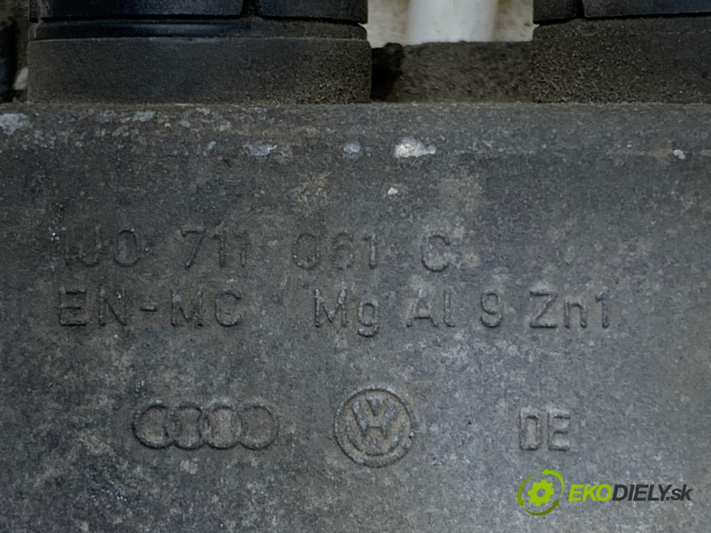 SEAT LEON I liftback 2000 81 kW 1.9 TDI 1896 Kulisa 1J0711061C (Rýchlostná páka (kulisa))