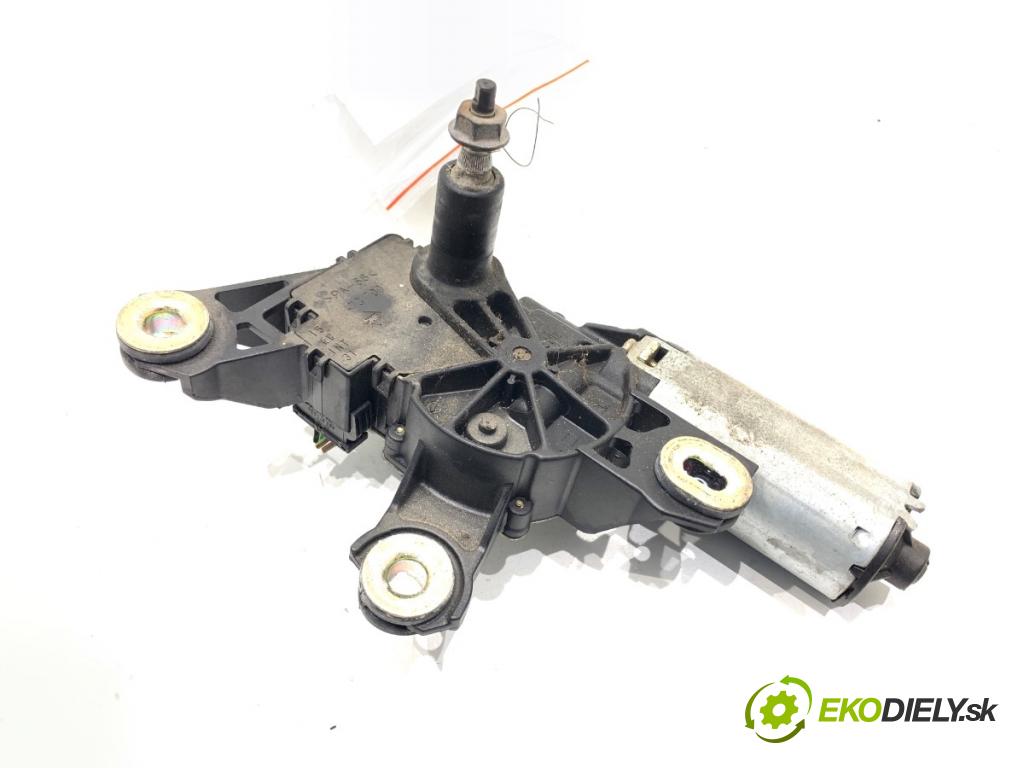 SEAT LEON I liftback 2000 81 kW 1.9 TDI 1896 Motor stieračov zad 1J6955711C