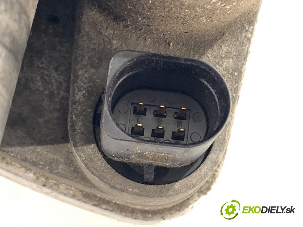 SEAT LEON I liftback 2003 77 kW 1.6 16 V 1598 Škrtiaca klapka 036133062M (Škrtiaca klapka)