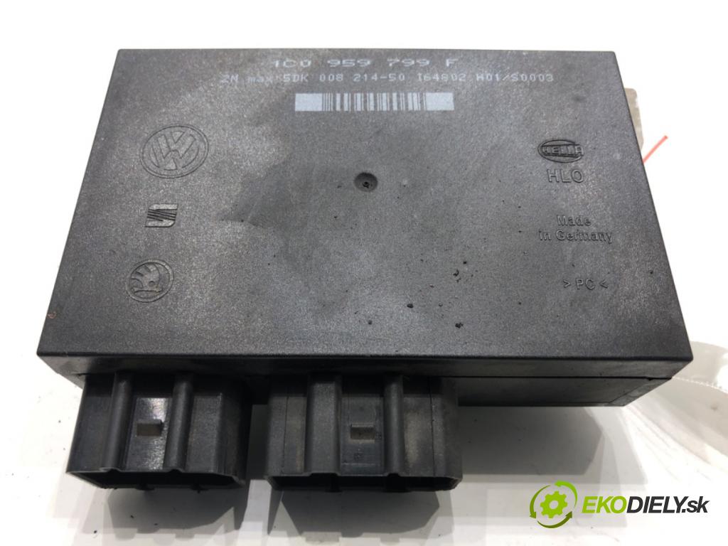 SEAT LEON I liftback 2003 77 kW 1.6 16 V 1598 Modul komfortu 1C0959799F (Modul komfortu)