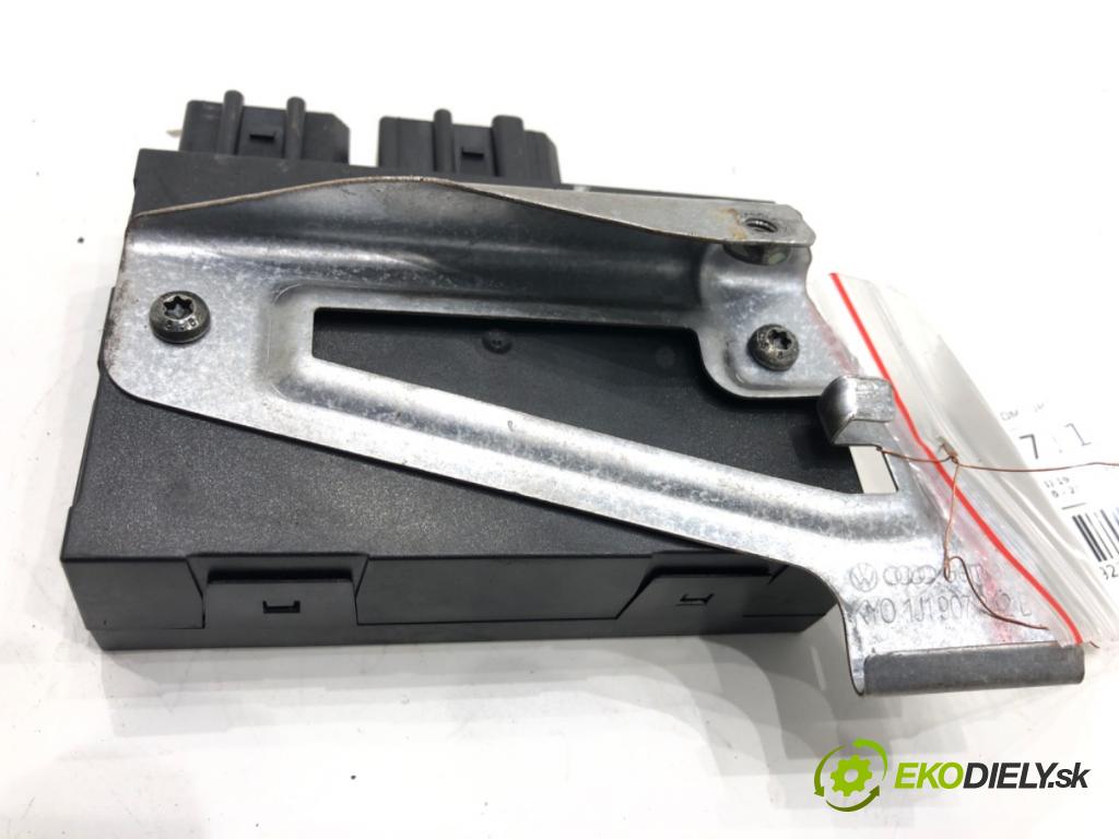 SEAT LEON I liftback 2003 77 kW 1.6 16 V 1598 Modul komfortu 1C0959799F (Modul komfortu)