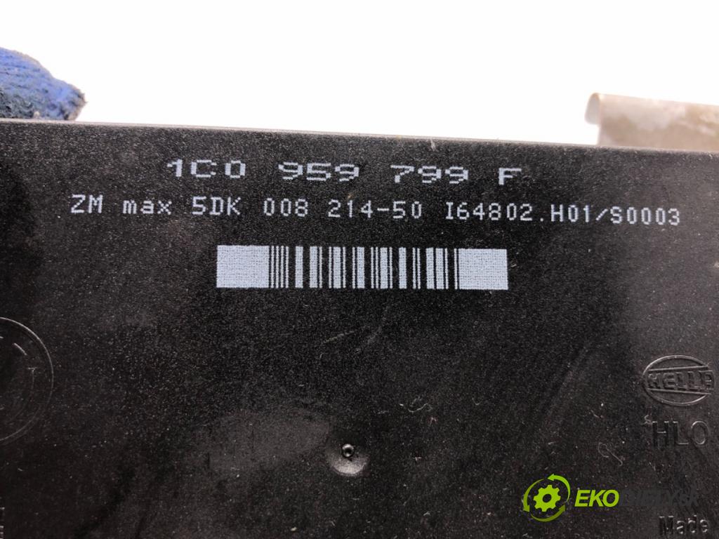 SEAT LEON I liftback 2003 77 kW 1.6 16 V 1598 Modul komfortu 1C0959799F (Modul komfortu)