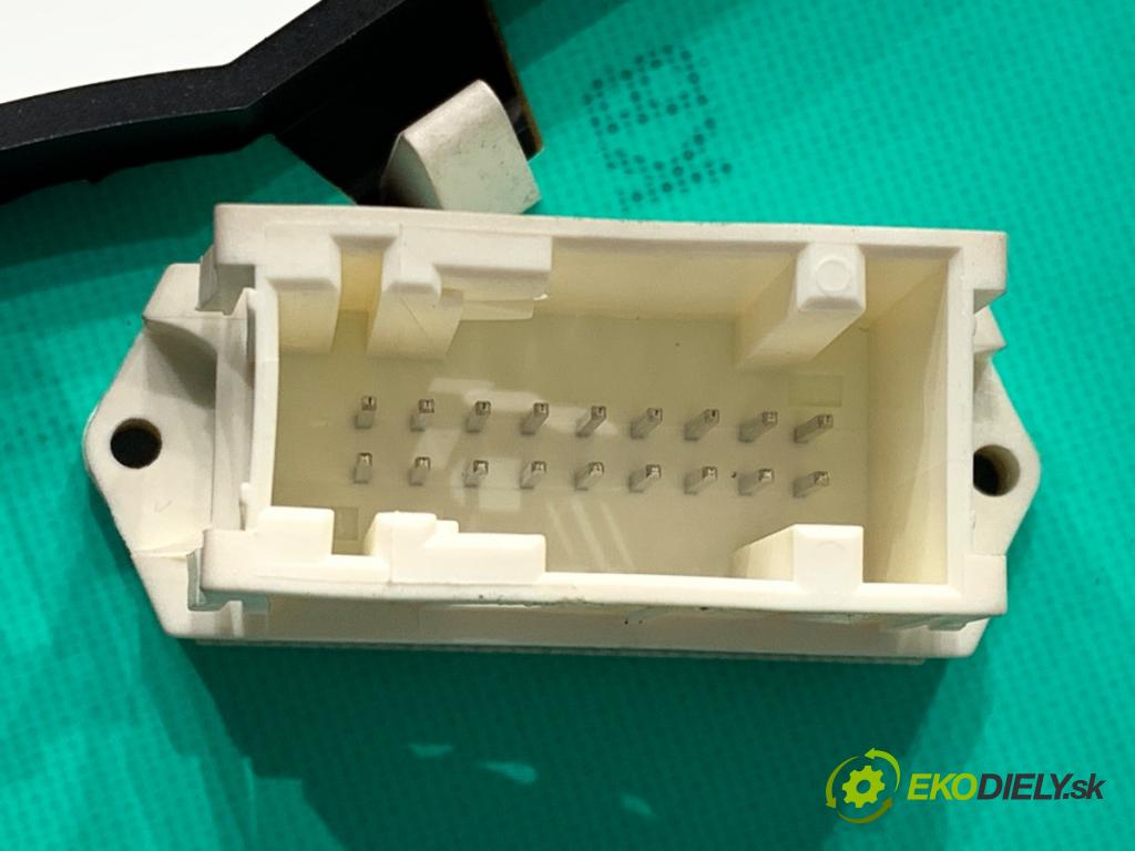 PEUGEOT 207 liftback 2006 50 kW 1.4 HDi 1398 Prístrojovka 9662904680 (Prístrojová doska)