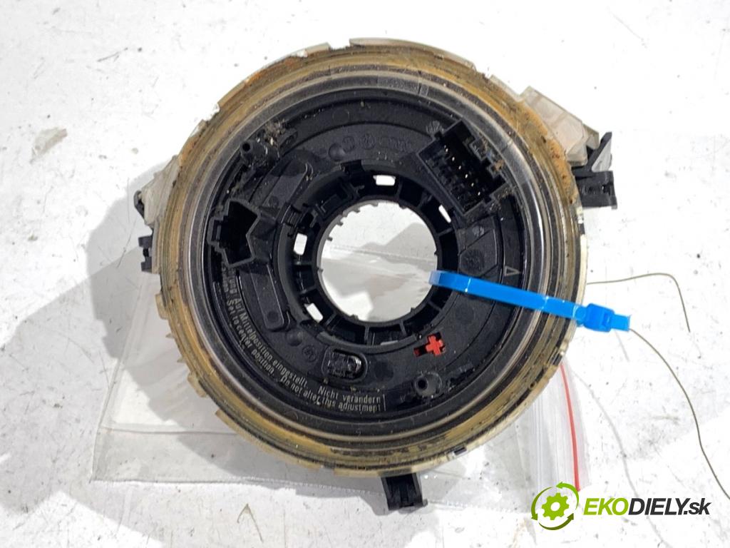 AUDI A4 B6 sedan 2001 96 kW 2.0 1984 kroužek slimák airbag 8E0953541C (Airbag)