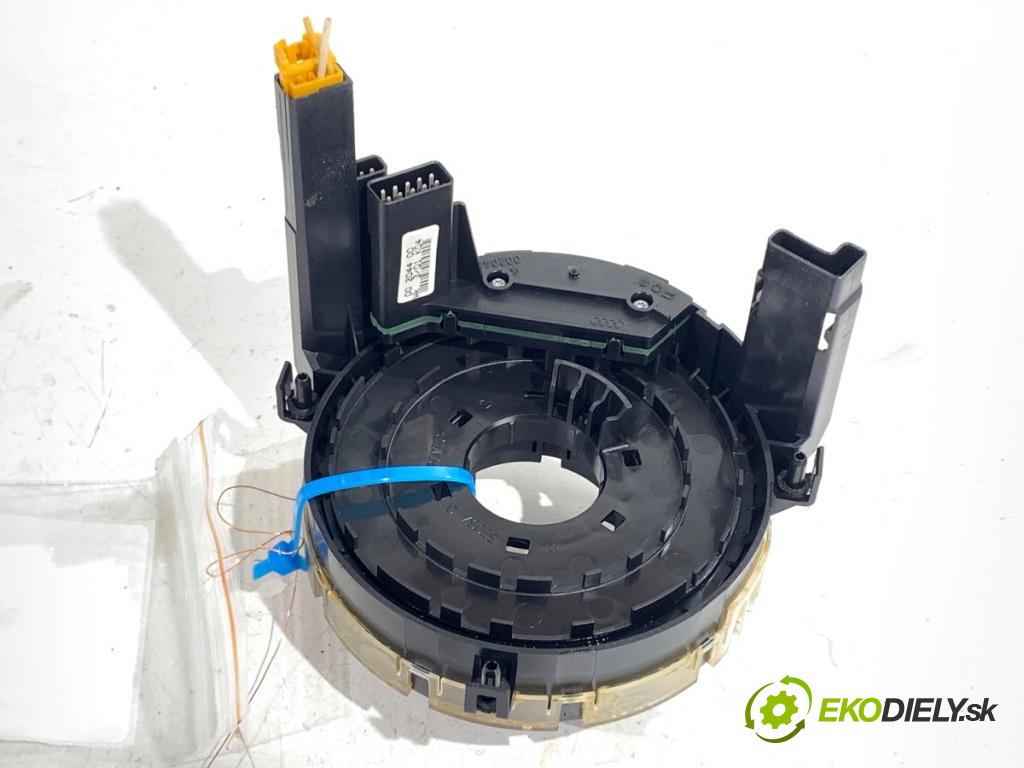 AUDI A4 B6 sedan 2001 96 kW 2.0 1984 kroužek slimák airbag 8E0953541C (Airbag)