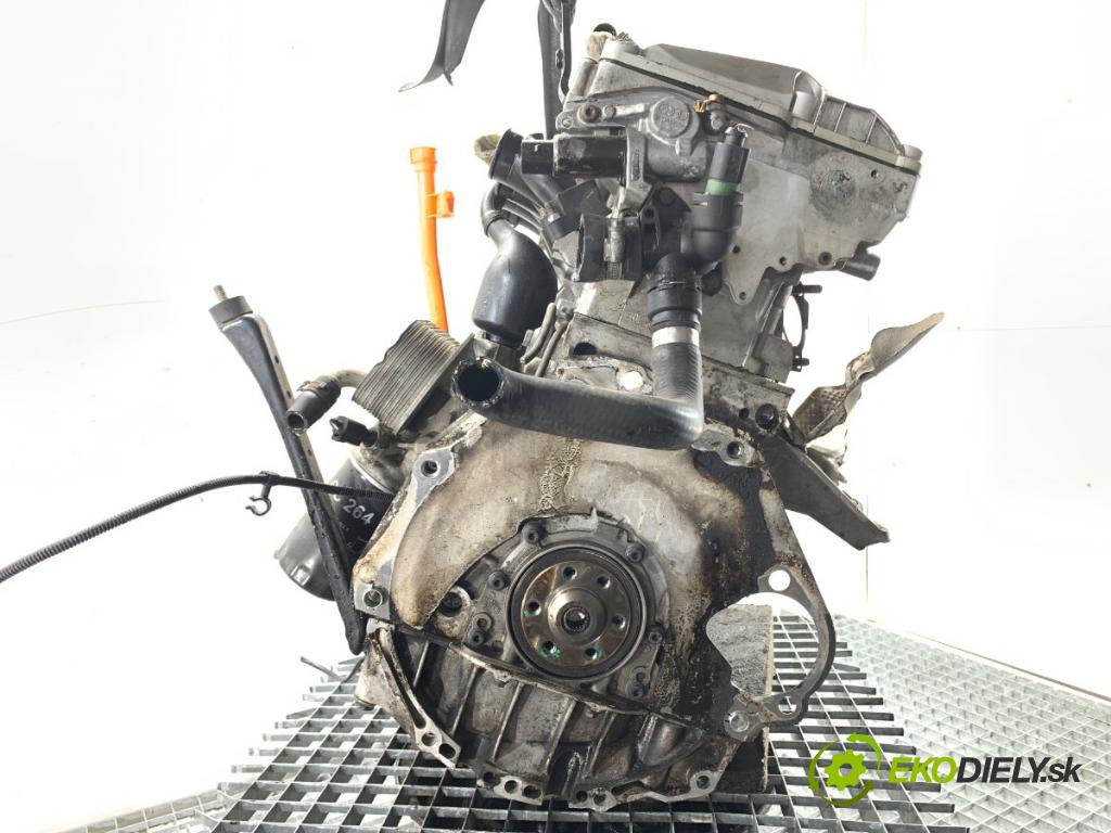 AUDI A4 B6 sedan 2001 96 kW 2.0 1984 motor ALT (Motor)
