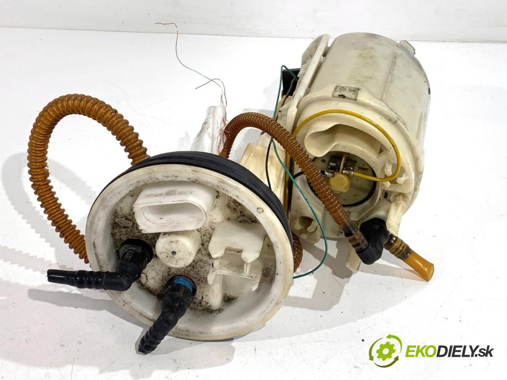 AUDI A4 B6 sedan 2001 96 kW 2.0 1984 Pumpa paliva 8E0919051
