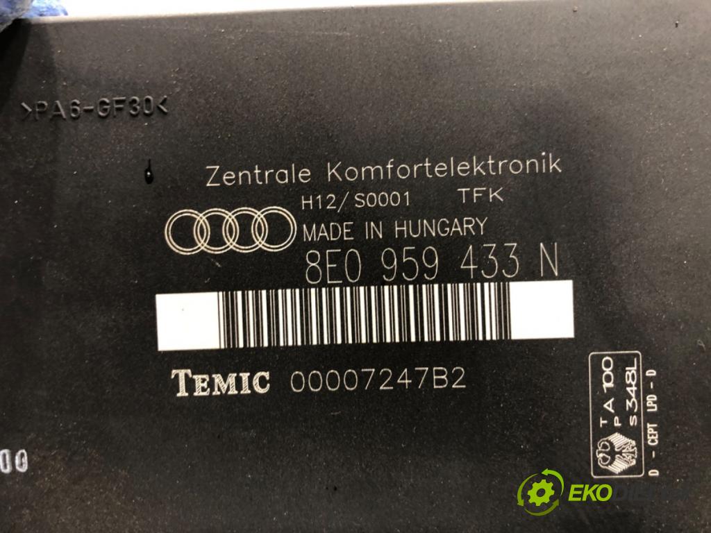AUDI A4 B6 sedan 2001 96 kW 2.0 1984 Modul komfortu (Modul komfortu)