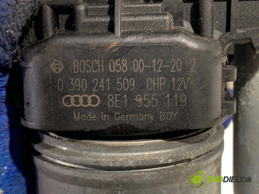 AUDI A4 B6 sedan 2001 96 kW 2.0 1984 Mechanizmus stieračov predný 8E1955603D (Motorček stieračov predný)