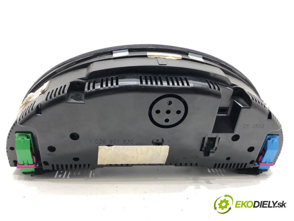 AUDI A4 B6 sedan 2001 96 kW 2.0 1984 Prístrojovka 8E0920900L (Prístrojová doska)