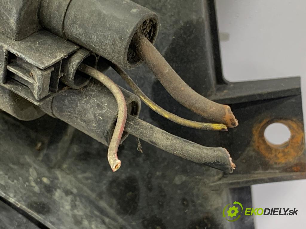 VW PASSAT B6 sedan 2006 77 kW 1.9 TDI 1896 Ventilátor klimatizácie 1K0121207T (Ventilátor chladiča klimatizácie)