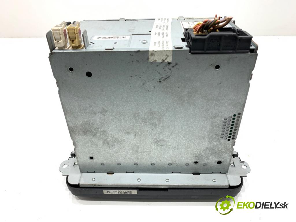 VW PASSAT B6 sedan 2006 77 kW 1.9 TDI 1896 RADIO 1K0035186R (Audio zariadenie)