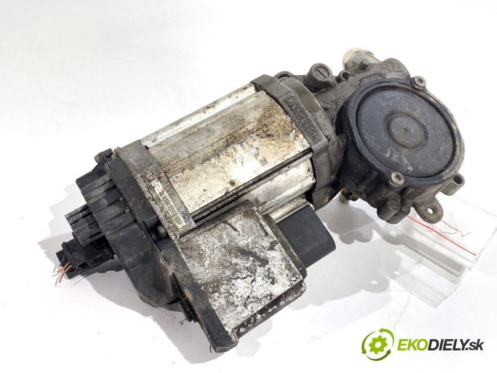 VW PASSAT B6 sedan 2006 77 kW 1.9 TDI 1896 Motor servočerpadlo 1K1909144M