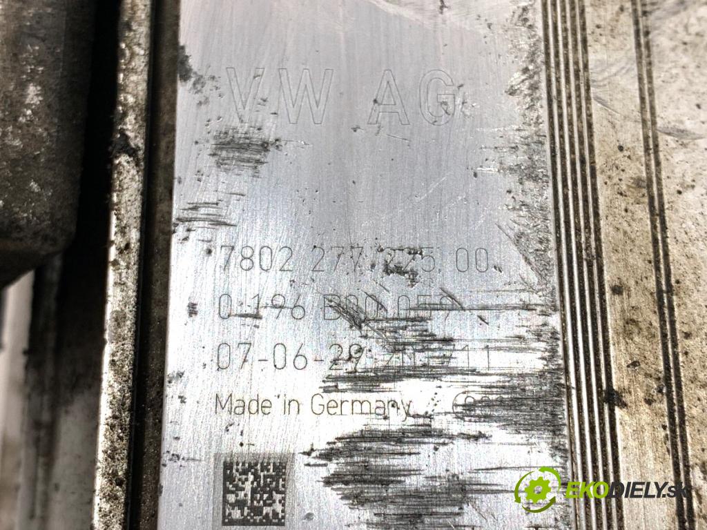 VW PASSAT B6 sedan 2006 77 kW 1.9 TDI 1896 Motor servočerpadlo 1K1909144M