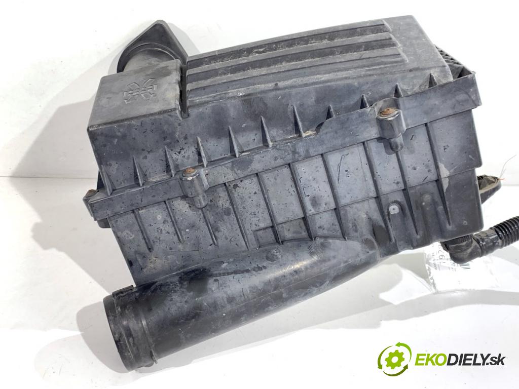VW PASSAT B6 sedan 2006 77 kW 1.9 TDI 1896 Obal filtra vzduchu 3C0129607 (Obal vzduchového filtra)