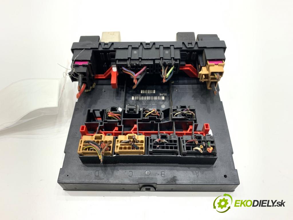 VW PASSAT B6 sedan 2006 77 kW 1.9 TDI 1896 modul BORDNETZ 3C0937049H (Řídící jednotka ostatní)