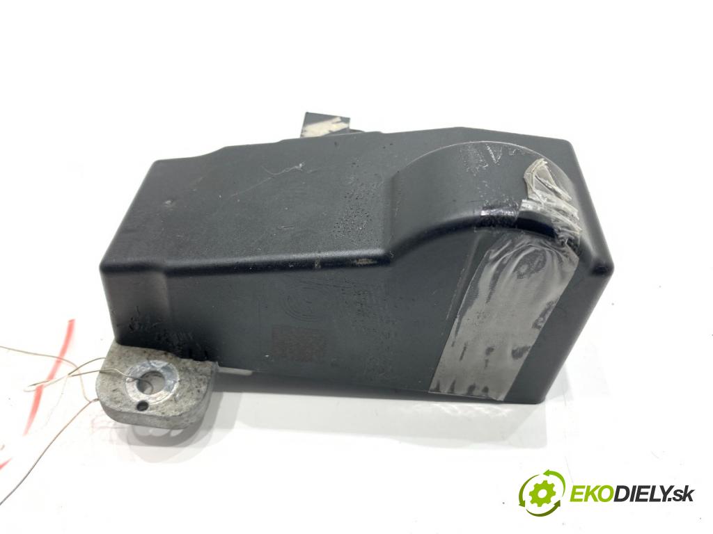 VW PASSAT B6 sedan 2006 77 kW 1.9 TDI 1896 blokáda volantu 3C0905861F (Riadenie ostatné)