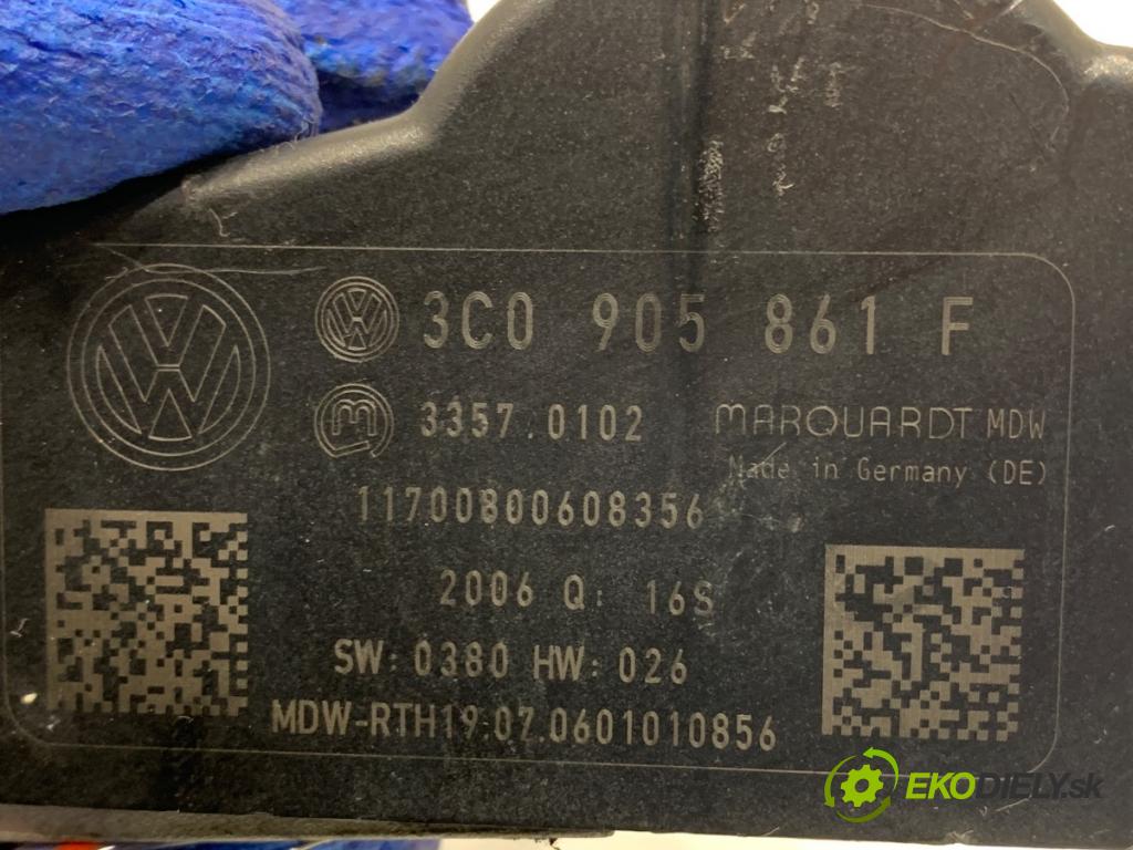 VW PASSAT B6 sedan 2006 77 kW 1.9 TDI 1896 blokáda volantu 3C0905861F (Riadenie ostatné)