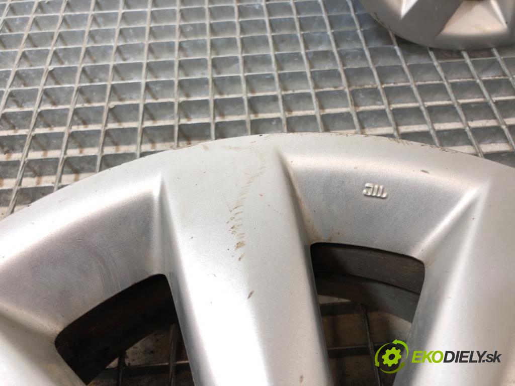 SUZUKI --- ---  --- --- --- disky HLIÍK: 15 6J 4X100 53 ET 45 DH6019