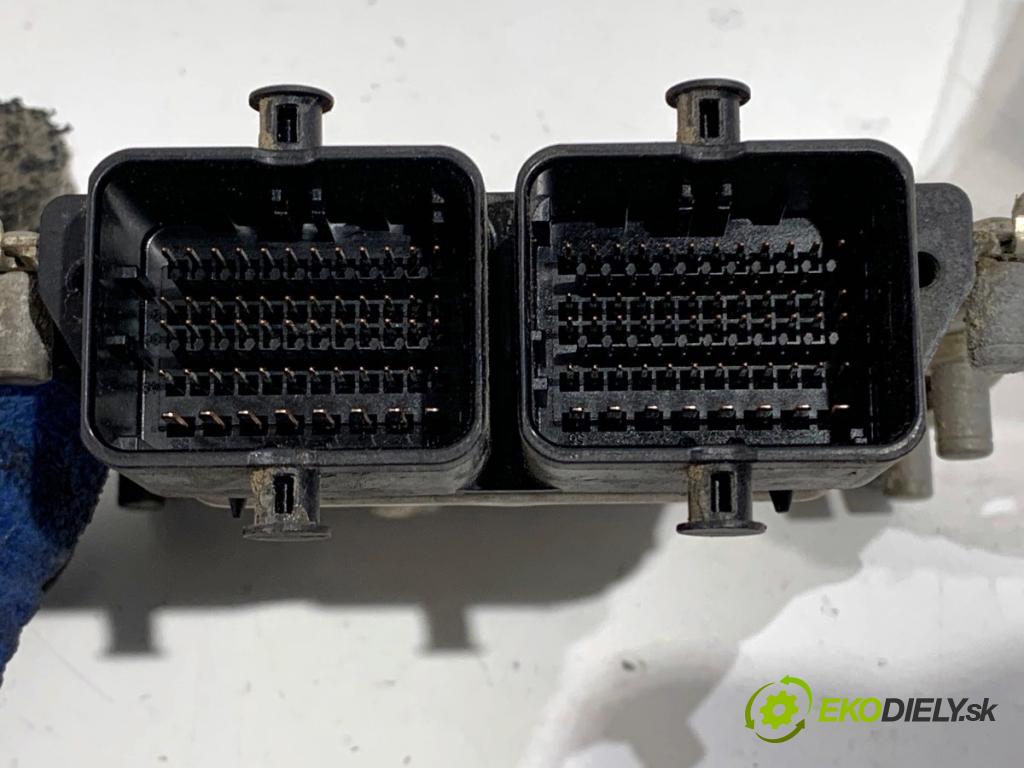 FIAT SEDICI SUV 2011 88 kW 1.6 16V 4x4 1586 riadiaca jednotka Motor 33920-55L20 (Riadiaca jednotka)