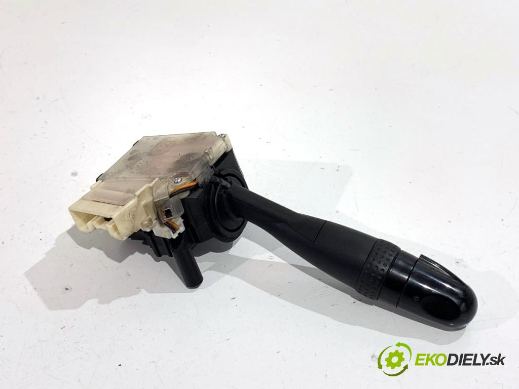 FIAT SEDICI SUV 2011 88 kW 1.6 16V 4x4 1586 Prepínač smeroviek  (Prepínacie páčky pod volantom)