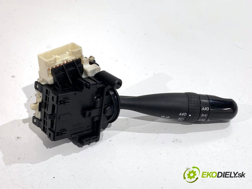 FIAT SEDICI SUV 2011 88 kW 1.6 16V 4x4 1586 Prepínač smeroviek  (Prepínacie páčky pod volantom)