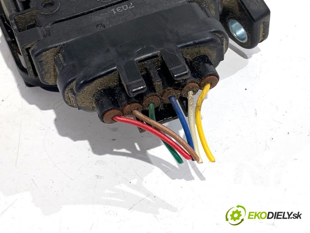 FIAT SEDICI SUV 2011 88 kW 1.6 16V 4x4 1586 Potenciometer plynu 49400-79J90 (Potenciometer plynového pedálu)