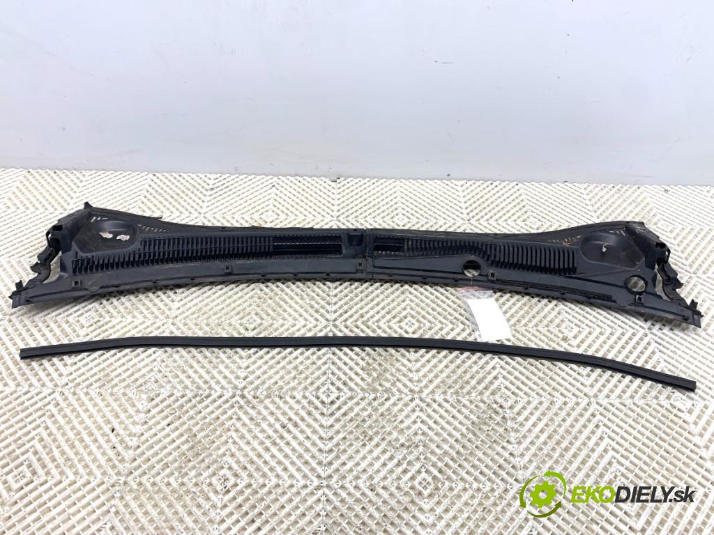 FIAT SEDICI SUV 2011 88 kW 1.6 16V 4x4 1586 Torpédo, plast pod čelné okno 72341-79J1 (Torpédo (plast pod čelným sklom))