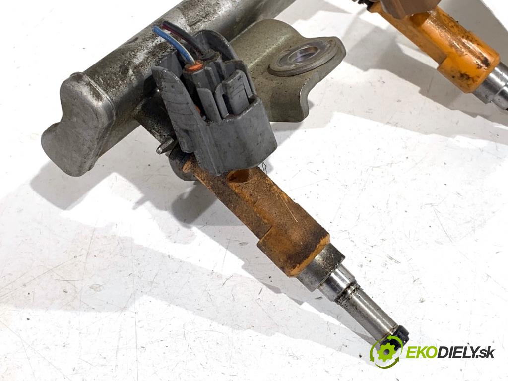 FIAT SEDICI SUV 2011 88 kW 1.6 16V 4x4 1586 Lišta vstrekovacia 297500-1480 (Vstrekovacia lišta)