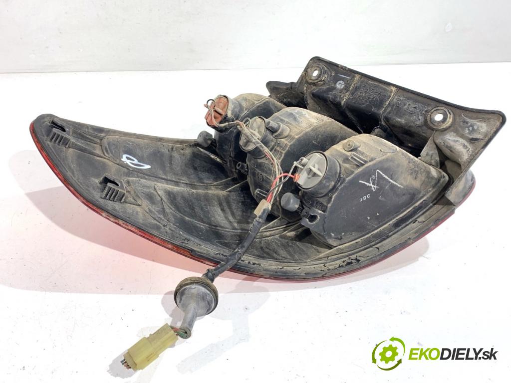 FIAT SEDICI SUV 2011 88 kW 1.6 16V 4x4 1586 Svetlo pravy zad