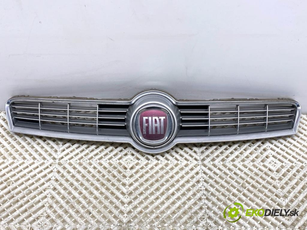FIAT SEDICI SUV 2011 88 kW 1.6 16V 4x4 1586 mřížka maska 71741-55LB (Přední mřížka (maska chladiče))