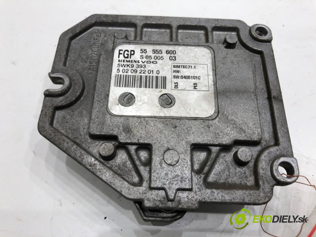 OPEL ZAFIRA A nadwozie wielkoprzestrzenne (MPV) 2005 92 kW 1.8 16V (F75) 1796 riadiaca jednotka Motor 55555600 (Riadiaca jednotka)