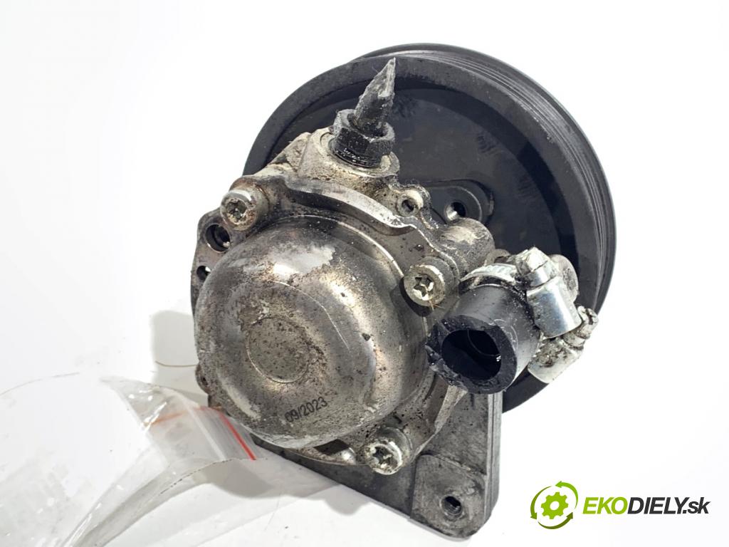 BMW E46 Kombi 2001 125 kW 323 i 2494 pumpa servočerpadlo  (Servočerpadlo)