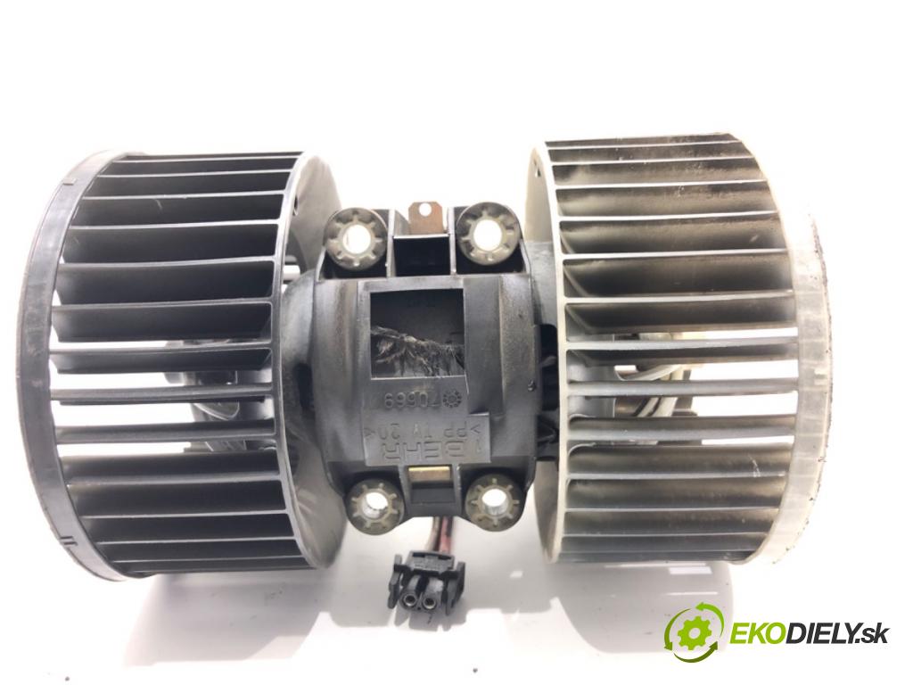 BMW E46 Kombi 2001 125 kW 323 i 2494 ventilátor kúrenia 70669