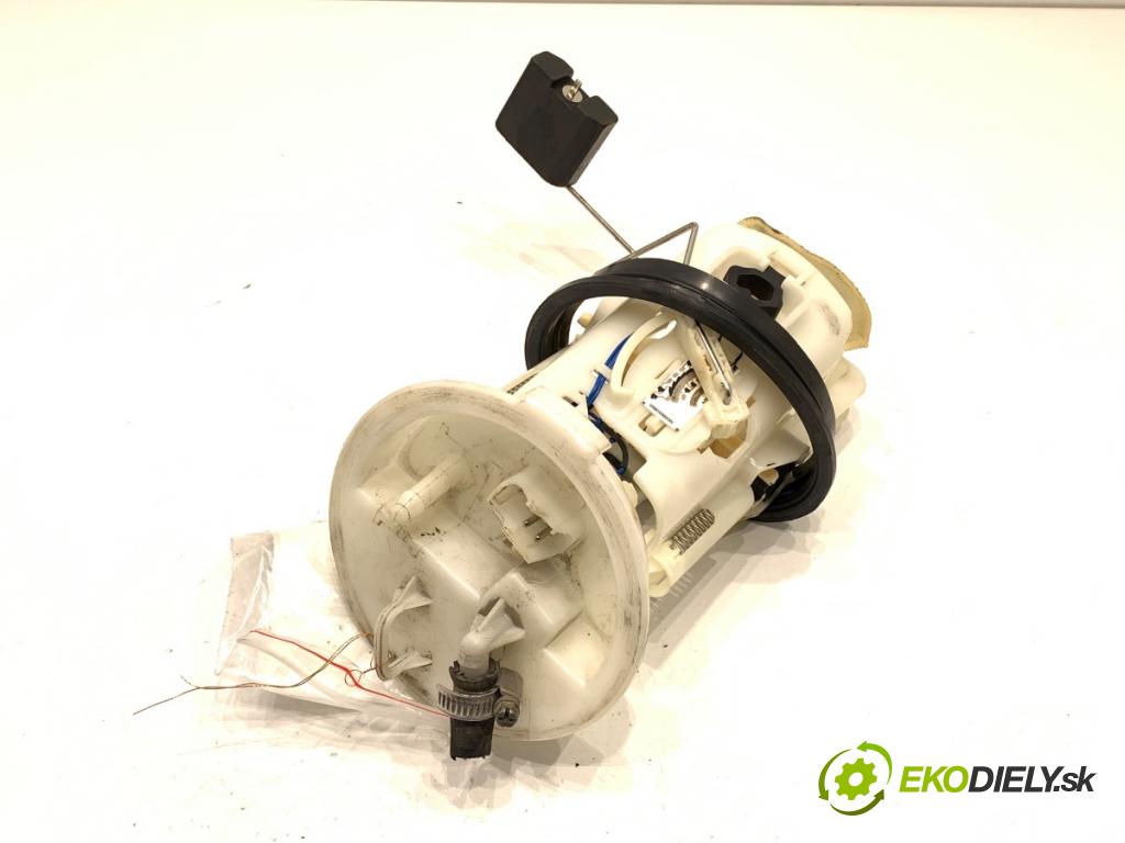 BMW E46 Kombi 2001 125 kW 323 i 2494 Pumpa paliva 