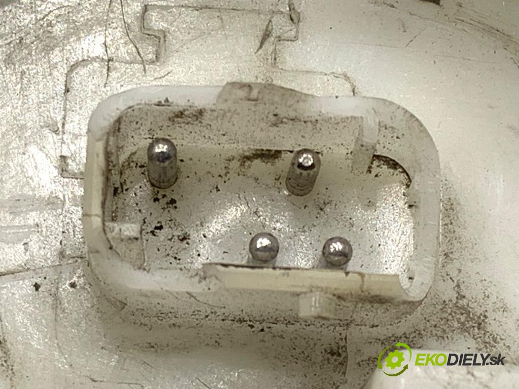 BMW E46 Kombi 2001 125 kW 323 i 2494 Pumpa paliva