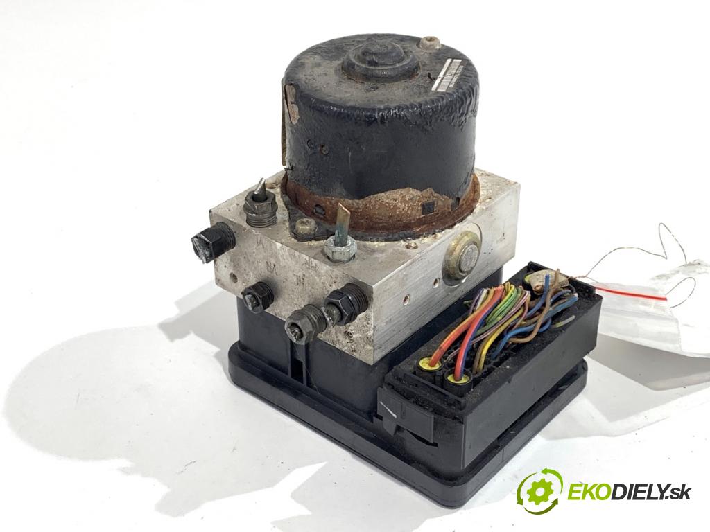 BMW E46 Kombi 2001 125 kW 323 i 2494 Pumpa ABS 6750364 (Pumpa ABS)