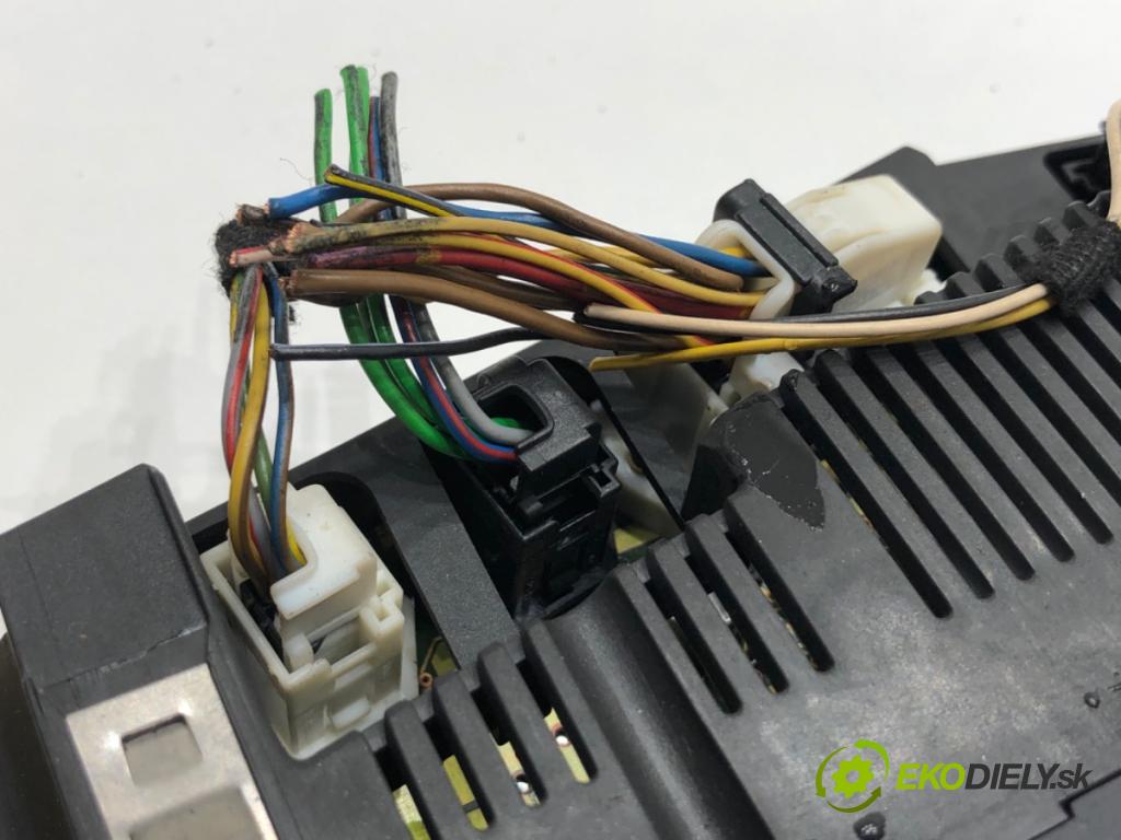 BMW E46 Kombi 2001 125 kW 323 i 2494 Panel ovládania kúrenia 6914009 (Prepínacie páčky pod volantom)