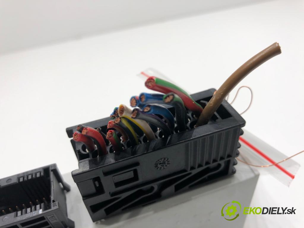 BMW E46 Kombi 2001 125 kW 323 i 2494 Modul komfortu 6907657 (Modul komfortu)