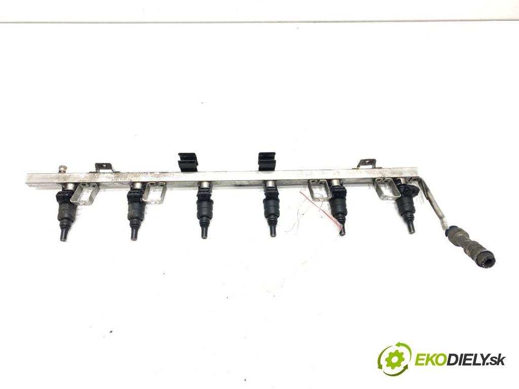 BMW E46 Kombi 2001 125 kW 323 i 2494 Lišta vstrekovacia 1437442 (Vstrekovacia lišta)