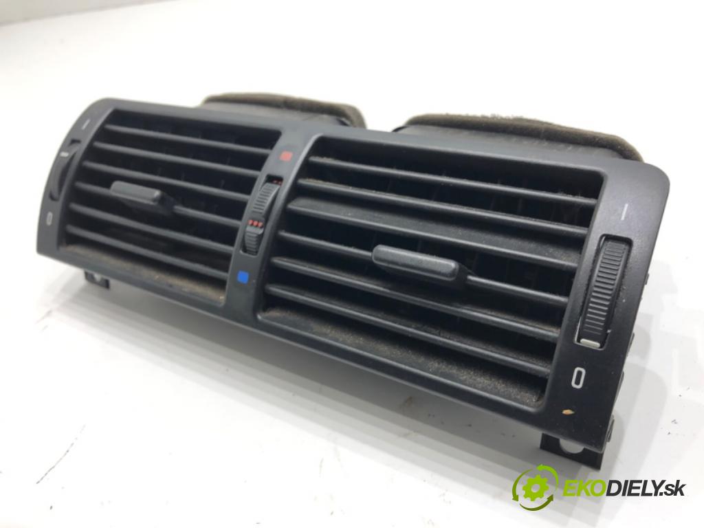 BMW E46 Kombi 2001 125 kW 323 i 2494 Mriežky kúrenia predný 8363199