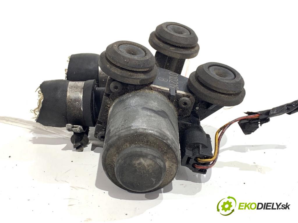BMW E46 Kombi 2001 125 kW 323 i 2494 Magnetický ventil vody 8369805 (Elektrosúčasti ostatné)