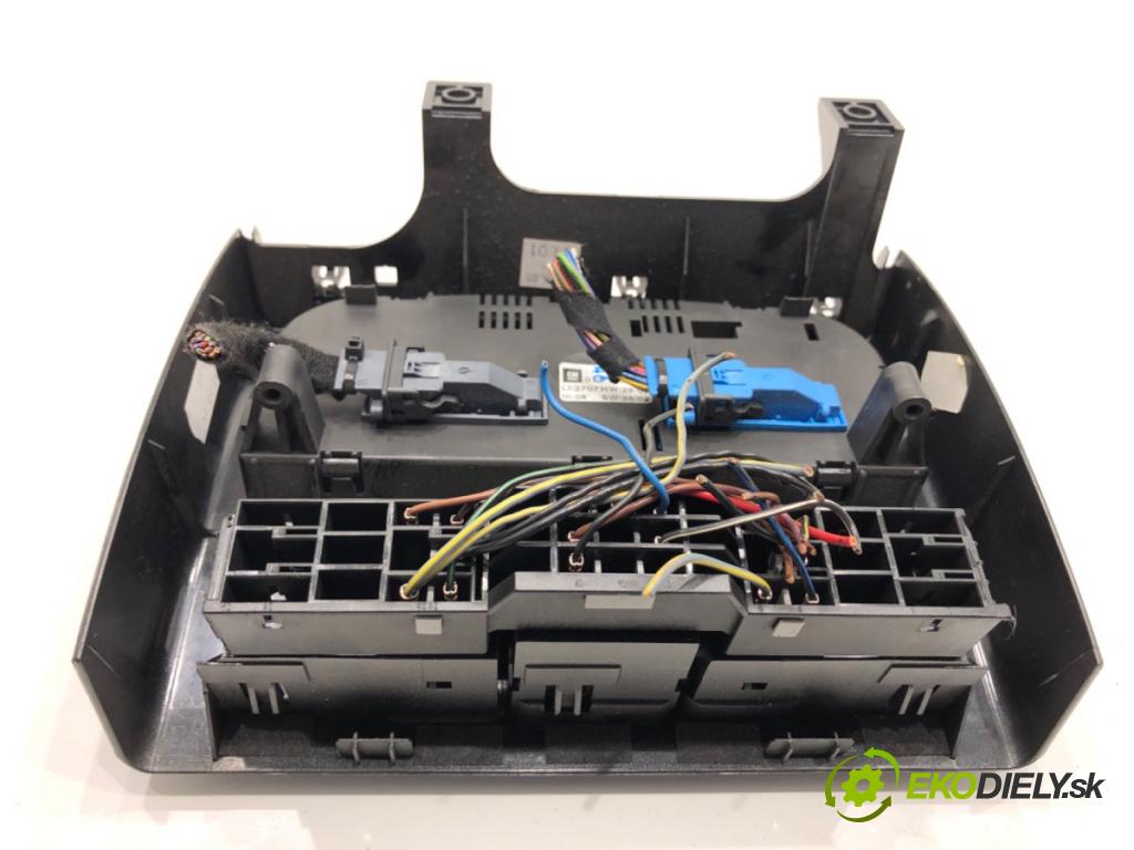 OPEL ZAFIRA A nadwozie wielkoprzestrzenne (MPV) 2005 92 kW 1.8 16V (F75) 1796 Panel ovládania kúrenia 013140985 (Prepínacie páčky pod volantom)