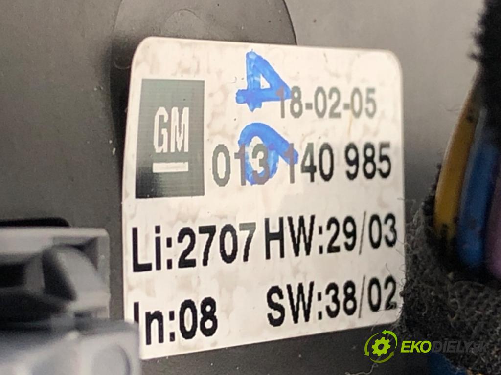 OPEL ZAFIRA A nadwozie wielkoprzestrzenne (MPV) 2005 92 kW 1.8 16V (F75) 1796 Panel ovládania kúrenia 013140985 (Prepínacie páčky pod volantom)