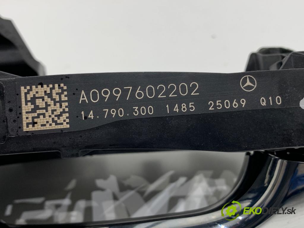 MERCEDES-BENZ GLE 2025 198 kW GLE 300 d 4-matic (167.109) 1993 Kľučka vonkajšia zad pravá A0997602202 (Kľučka dverí ostatné)