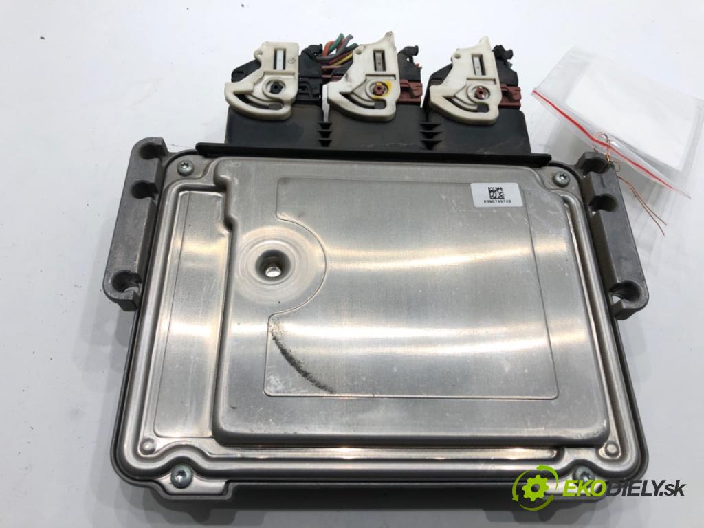 PEUGEOT 208 I liftback 2012 50 kW 1.4 HDi 1398 riadiaca jednotka Motor 9677529580 (Riadiaca jednotka)