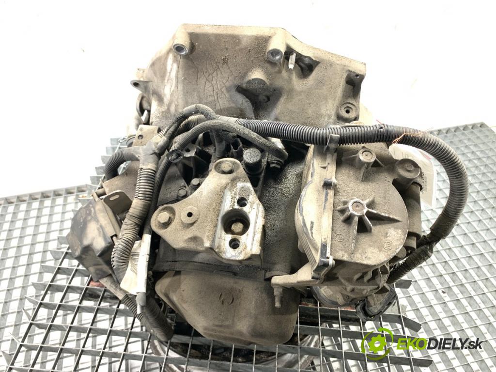 PEUGEOT 208 I liftback 2012 50 kW 1.4 HDi 1398 Prevodovka 20CQ97 (Prevodovka)