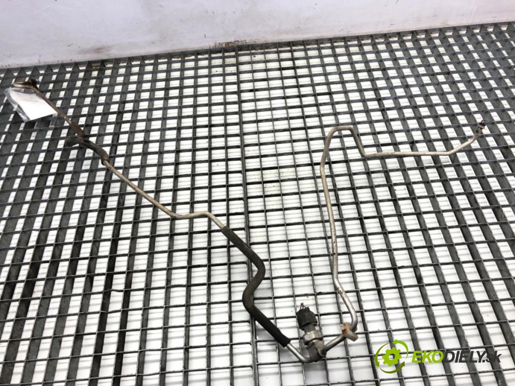 FIAT SEDICI SUV 2011 88 kW 1.6 16V 4x4 1586 rúrka klimatizace  (Trubka klimatizace)