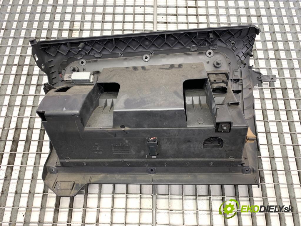 VW GOLF V liftback 2005 66 kW 1.9 TDI 1896 Priehradka, kastlík spolujazdca 1K1857290 (Priehradka (kastlík))